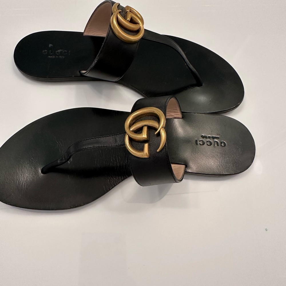 Like new authentic Gucci sandals. - Picture 3 of 8